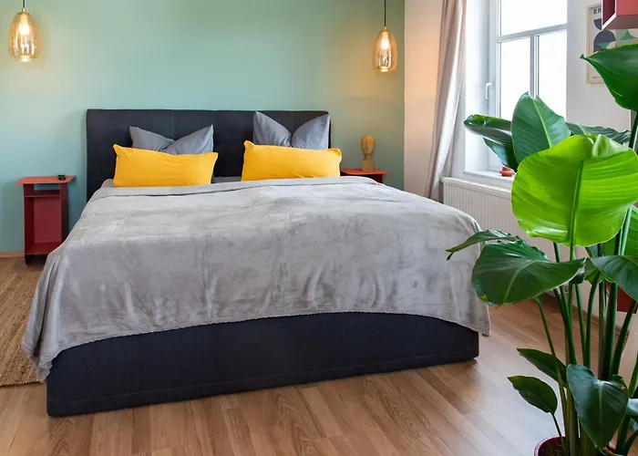 Bauhaus - Netflix, Nespresso, Zentral, Messe Daire