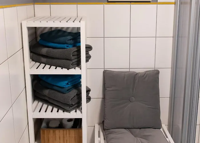 Bauhaus - Netflix, Nespresso, Zentral, Messe Daire *