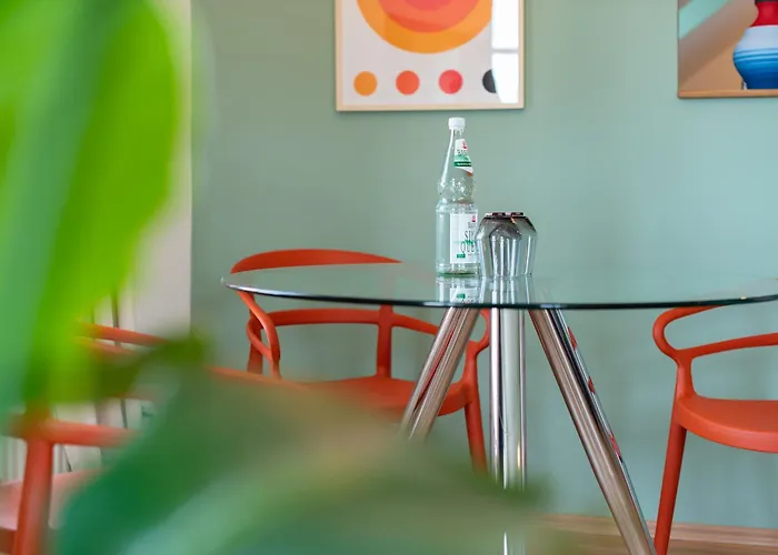 Daire Bauhaus - Netflix, Nespresso, Zentral, Messe *